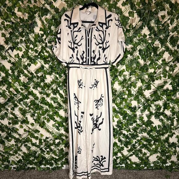 Unique fashion nova white and black tall friendly jumpsuit - Picture 1 of 4